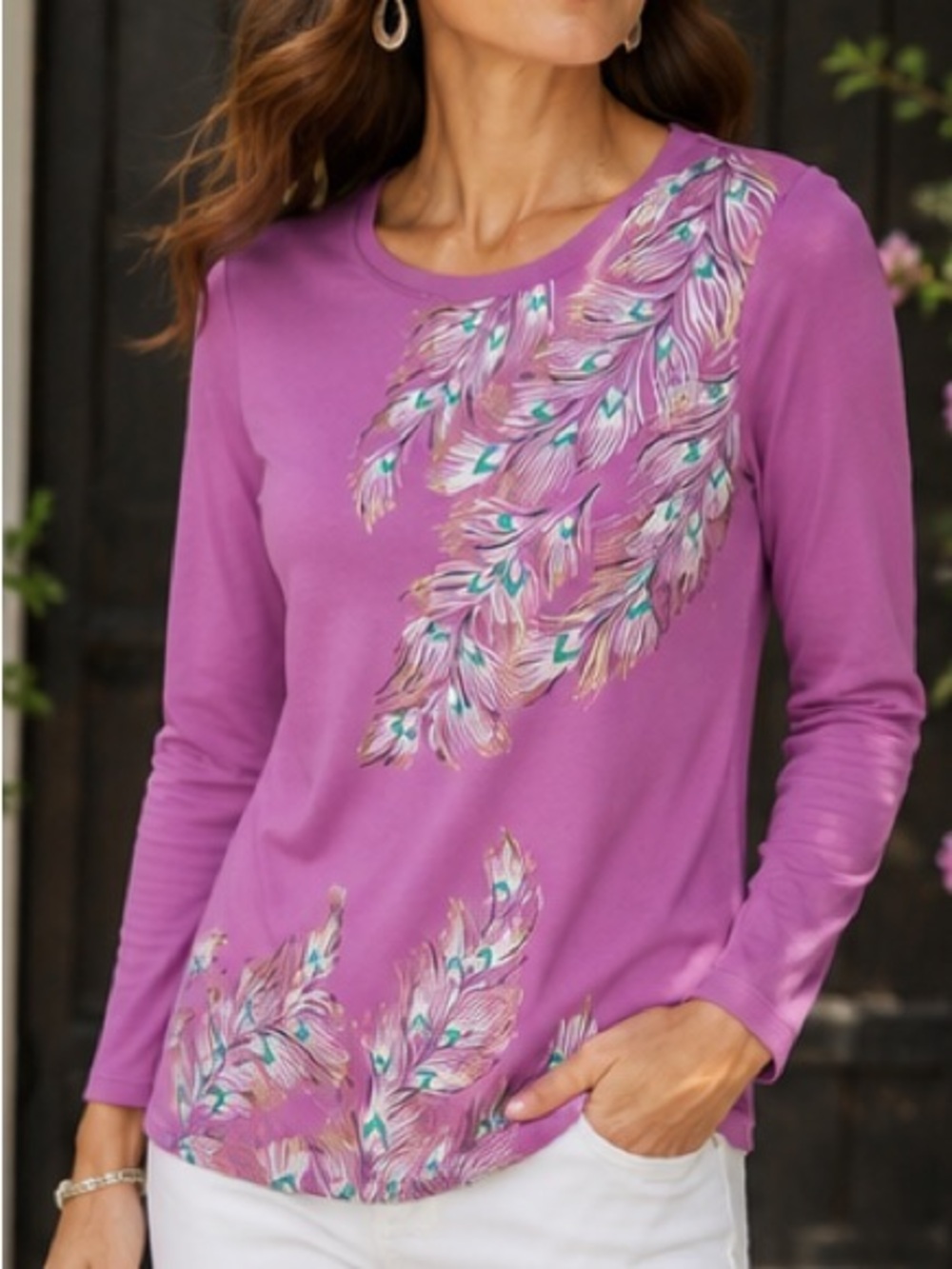 NWT  Chico’s Touch of Cool Foil Feather Long Sleeve Tee Gooseberry Size 2 / L